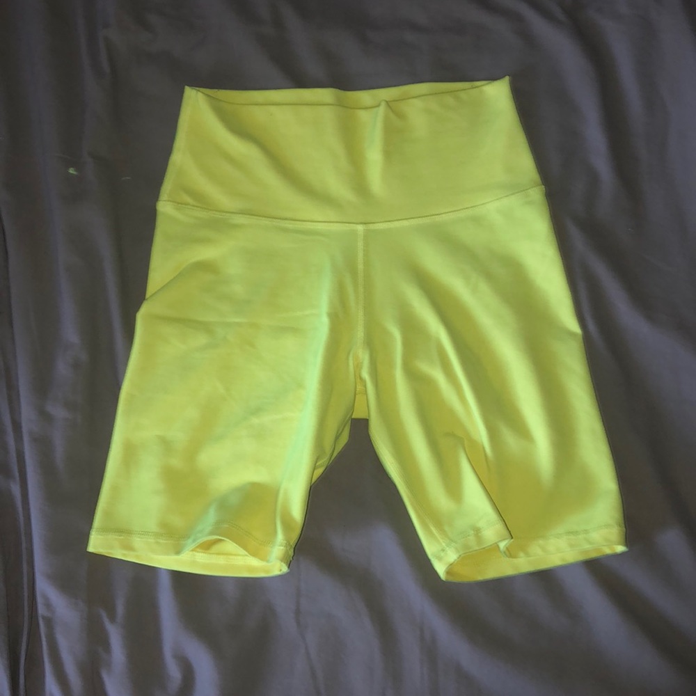 Aerie chill play move neon yellow bike shorts, M